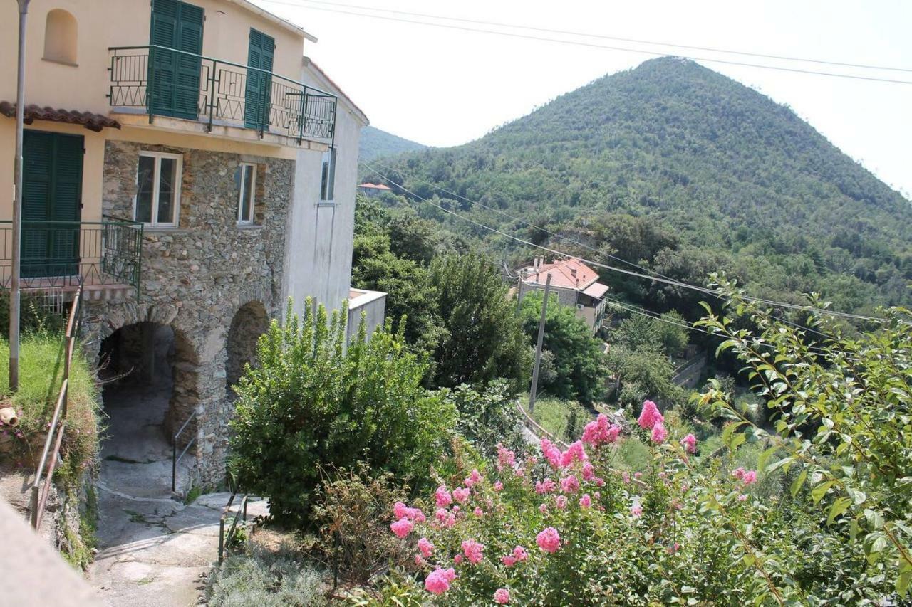 La Casetta Di Graziella Appartement Vezzi Portio Buitenkant foto